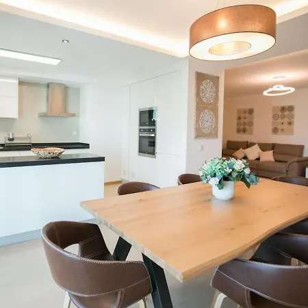 Luxurious Beach In Praia Da Rocha 2 Bedrooms بورتيماو